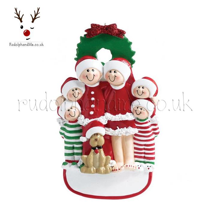 Christmas Family W/ Dog 6 – Personalised Christmas Tree Ornament